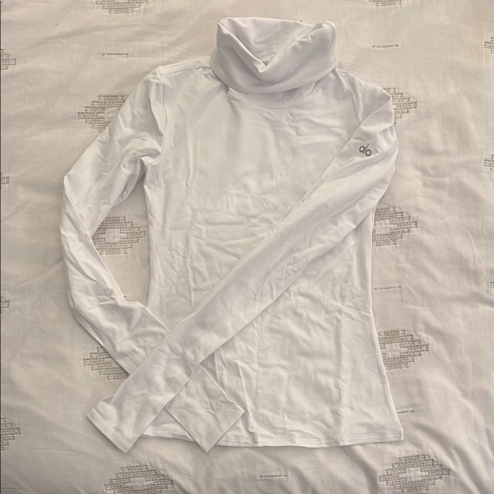 Alo active turtleneck